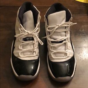 Retro Jordan’s concord 11’s size 7y